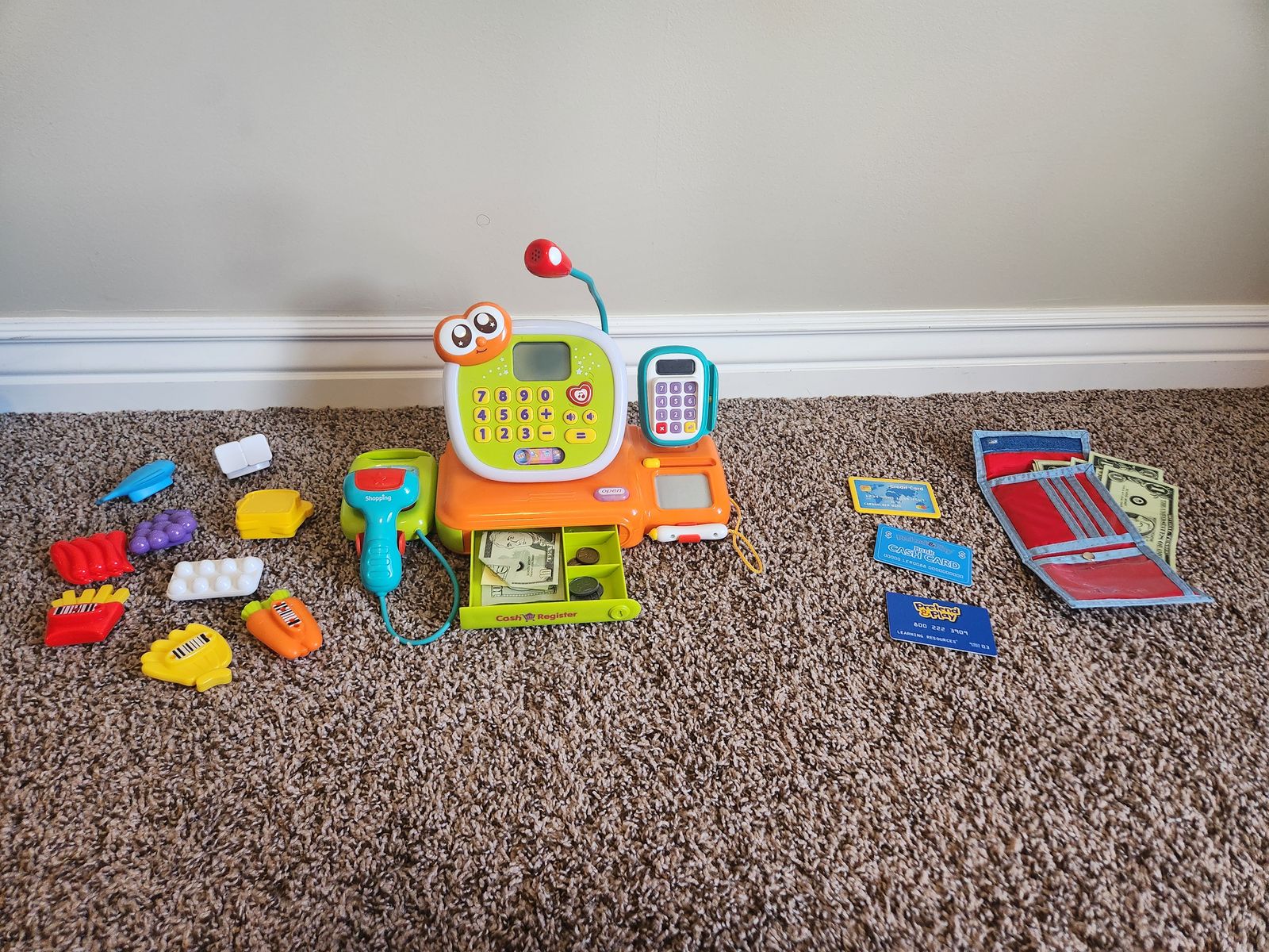 Pretend & Play Cash Register Toy w/ Food, Wallet, Cash & Credit Cards