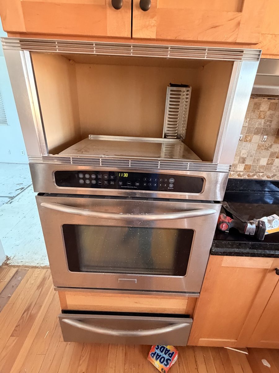 Frigidaire Professional Series - in wall Oven, warmer and Microwave housing