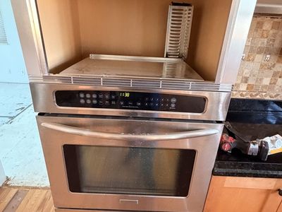 Frigidaire Professional Series - in wall Oven, warmer and Microwave housing