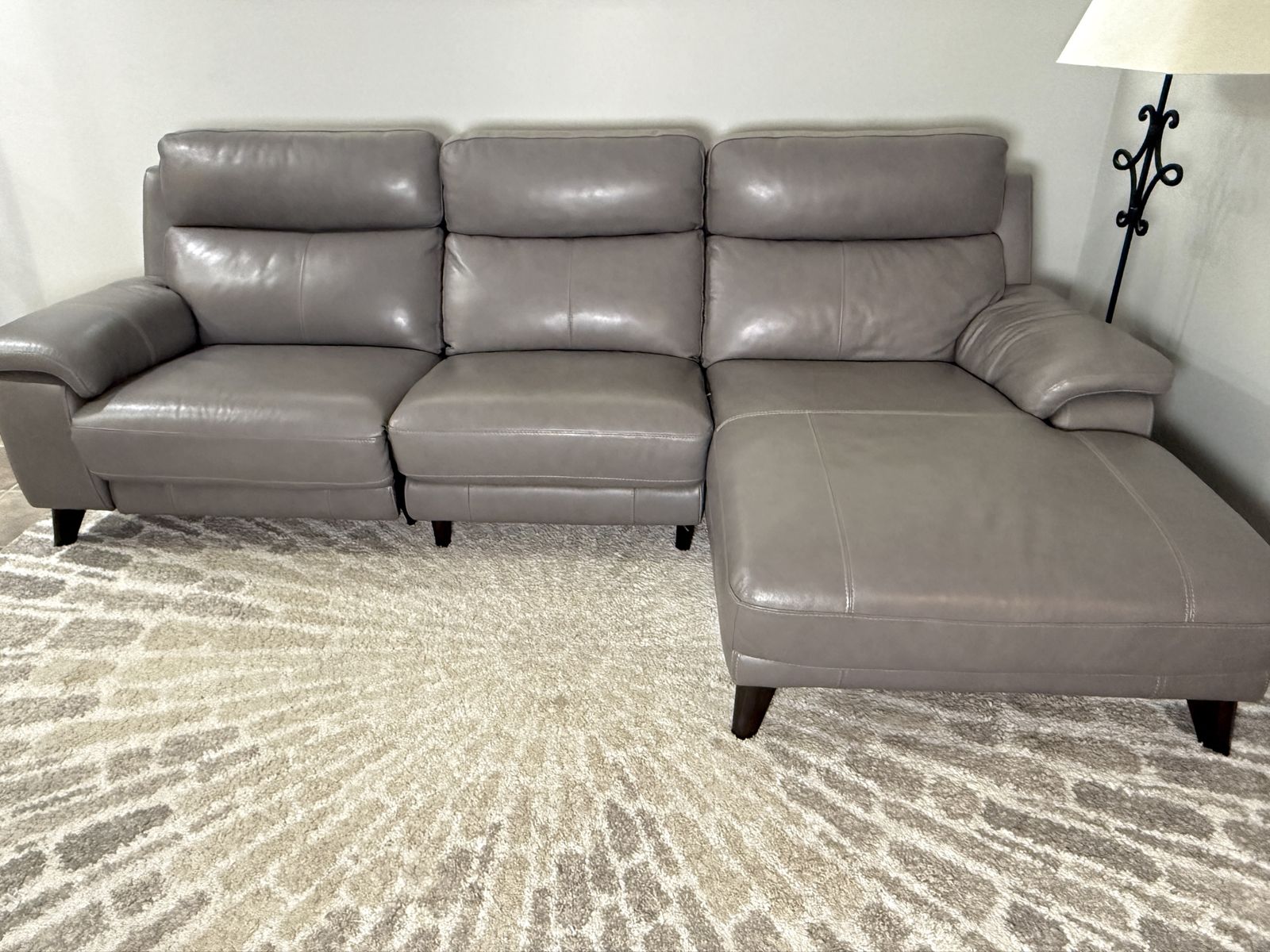 Leather Power Recliner Chaise LIKE NEW Sectional Sofa, RC Willey