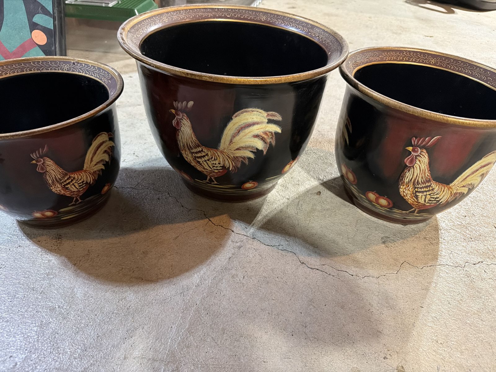 Rooster bowls