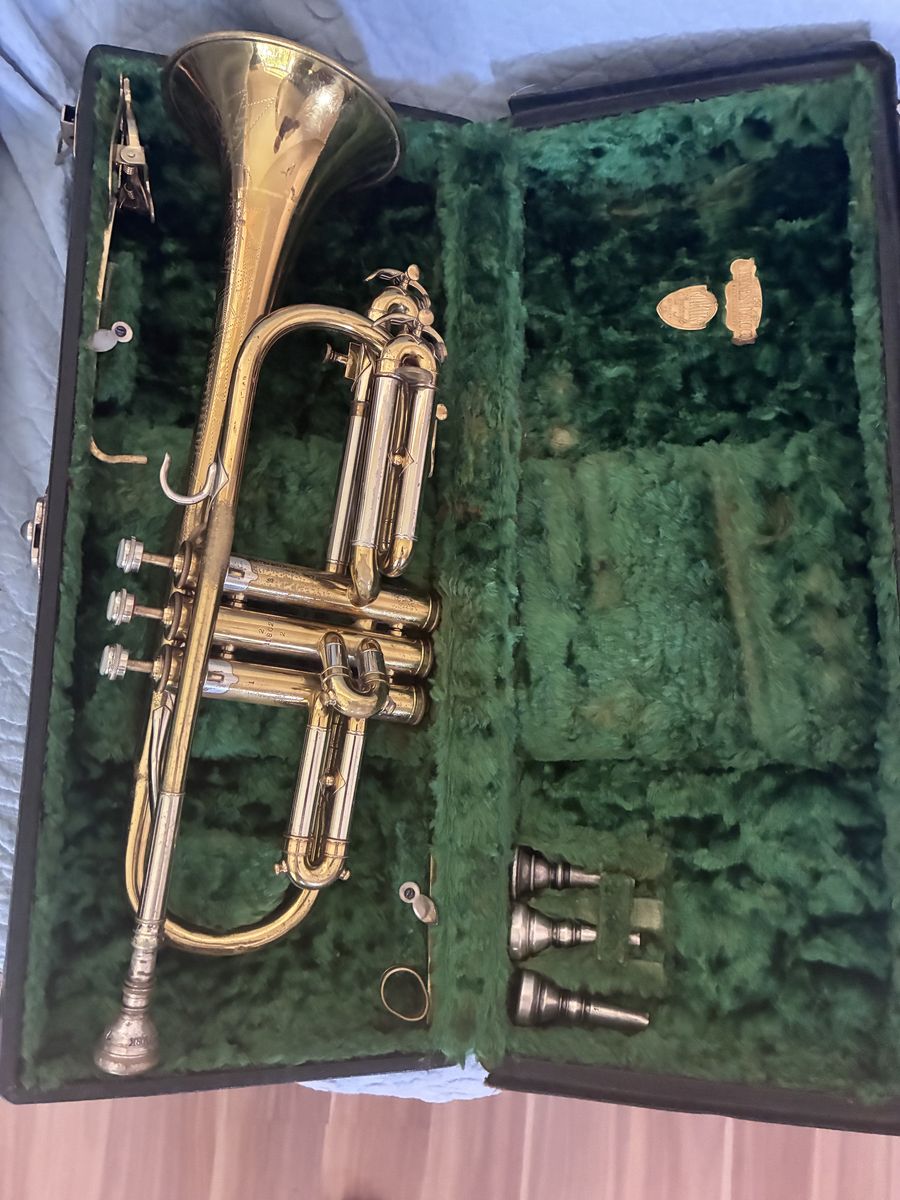 Main image 3