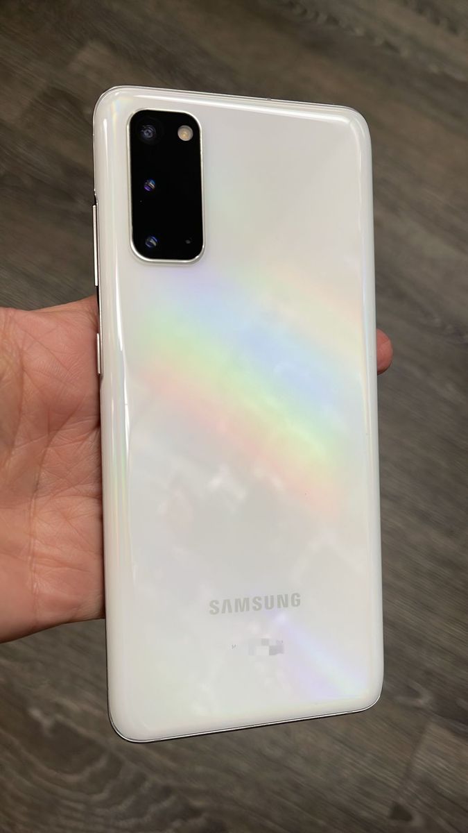 Samsung Galaxy S20 5G- 128GB - Unlocked