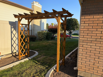 Vita Heartwood Arbor - Outdoor Trellis - New in Box