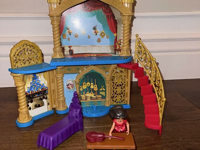 Disney Elena of Avalor Royal Palace Playset