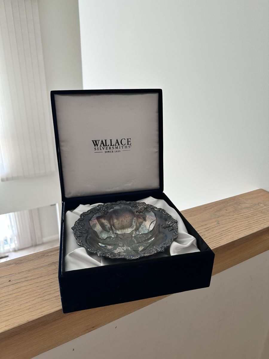Silverplated Dish (Wallace Silversmiths)