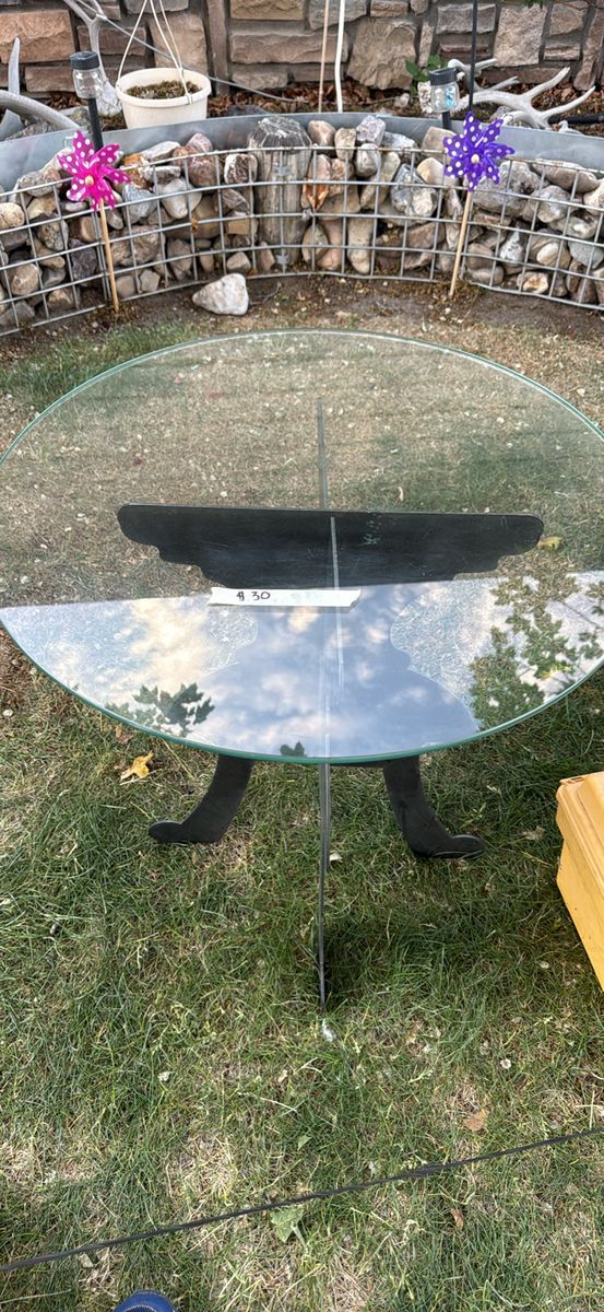 Glass Top Metal Silhouette Side Table