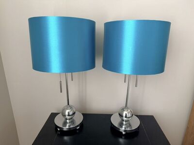 2 Large Lamps