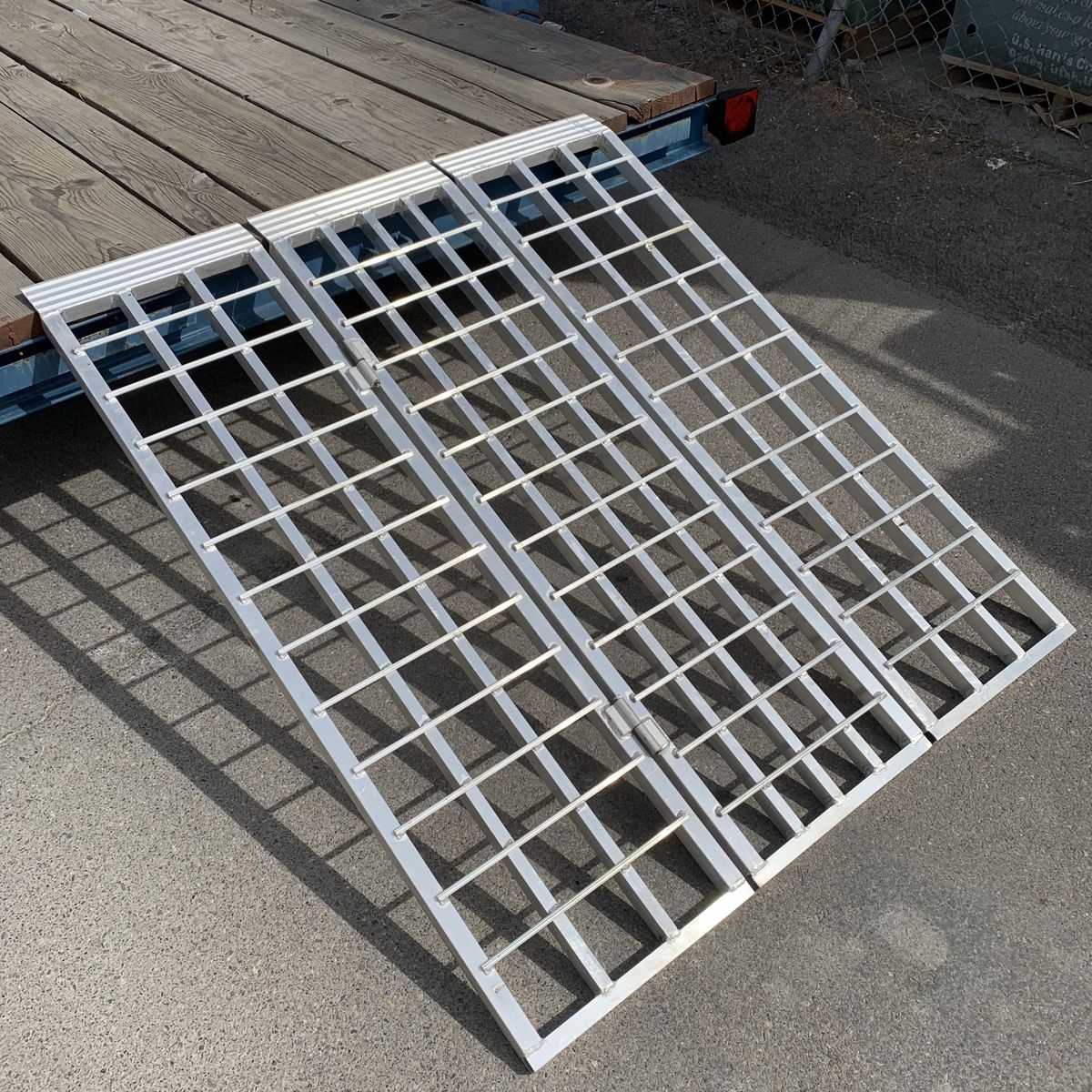 Aluminum Folding Ramps