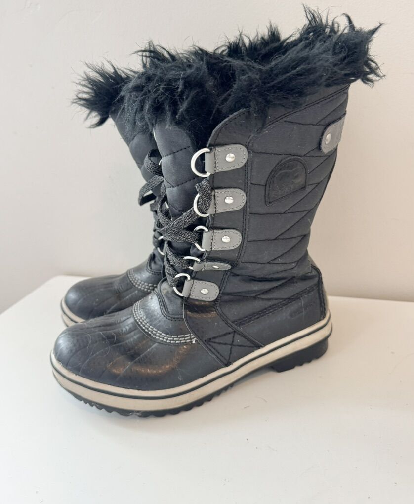 Sorel Sz 4 Girls Joan of Arctic Snow Boots Black