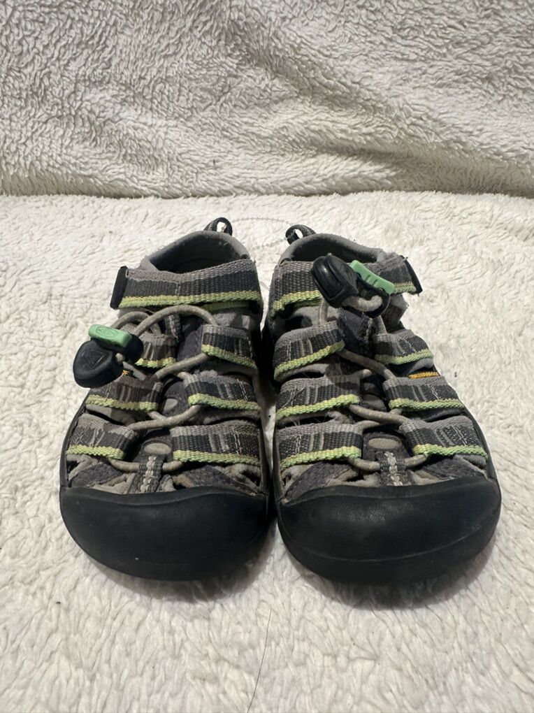 Keen Toddler Size 8 Gray/Lime Stripe Hiking Sandal