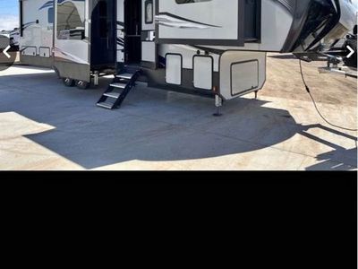 2019 Keystone Avalanche Trailer