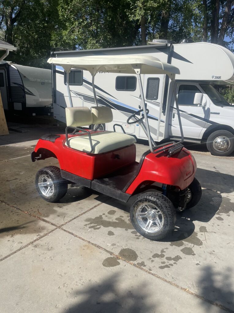 Yamaha Golf Cart