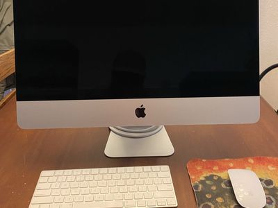 Apple iMac 21.5” Retina 4K (Late 2015)