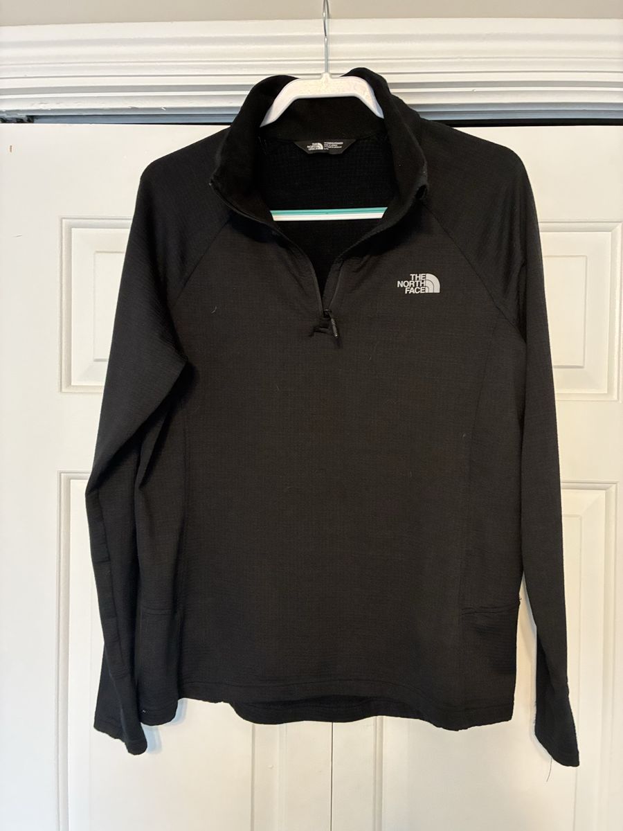 The North Face Womens Black Quarter Zip Pullover L