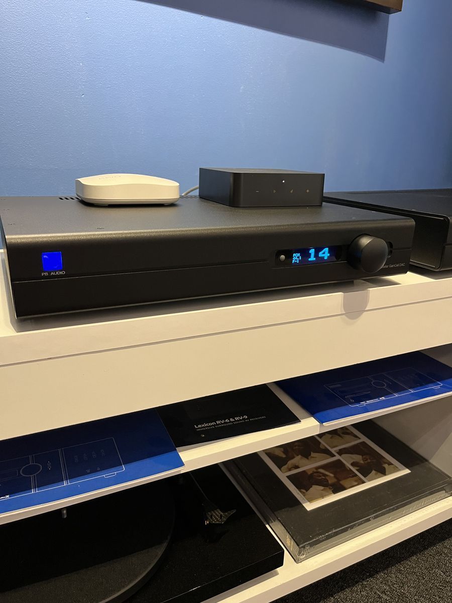 PS Audio Stellar GainCell DAC & Stellar M700 Amplifiers