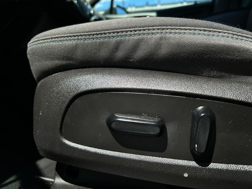 Main image 11