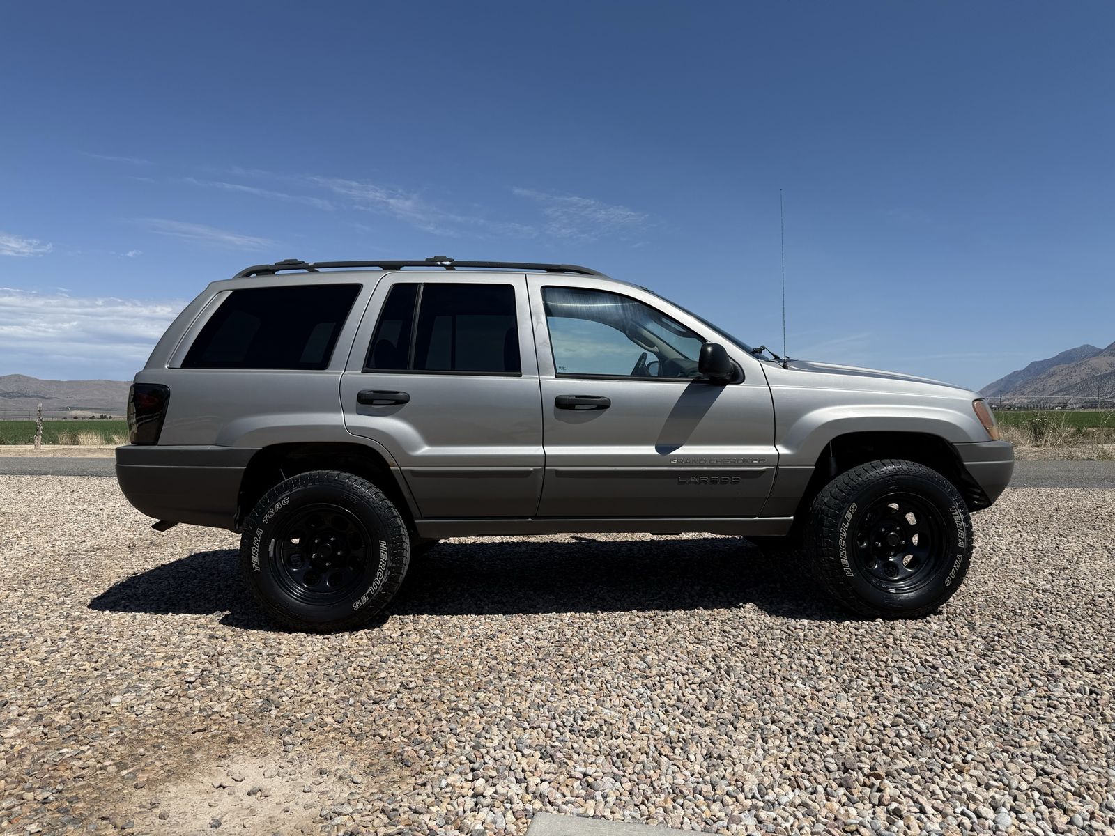 2002 Jeep Grand Cherokee Laredo