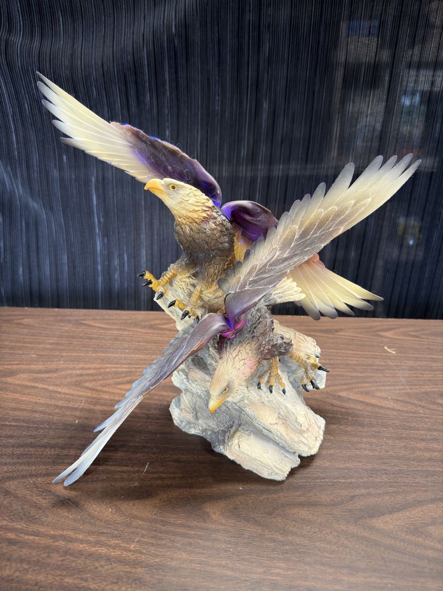 Main image 3