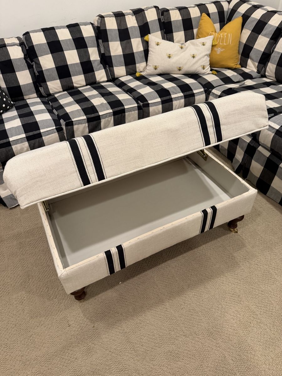 Rolling Storage Ottoman