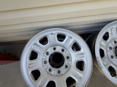 GMC Sierra Stock wheels 8x180