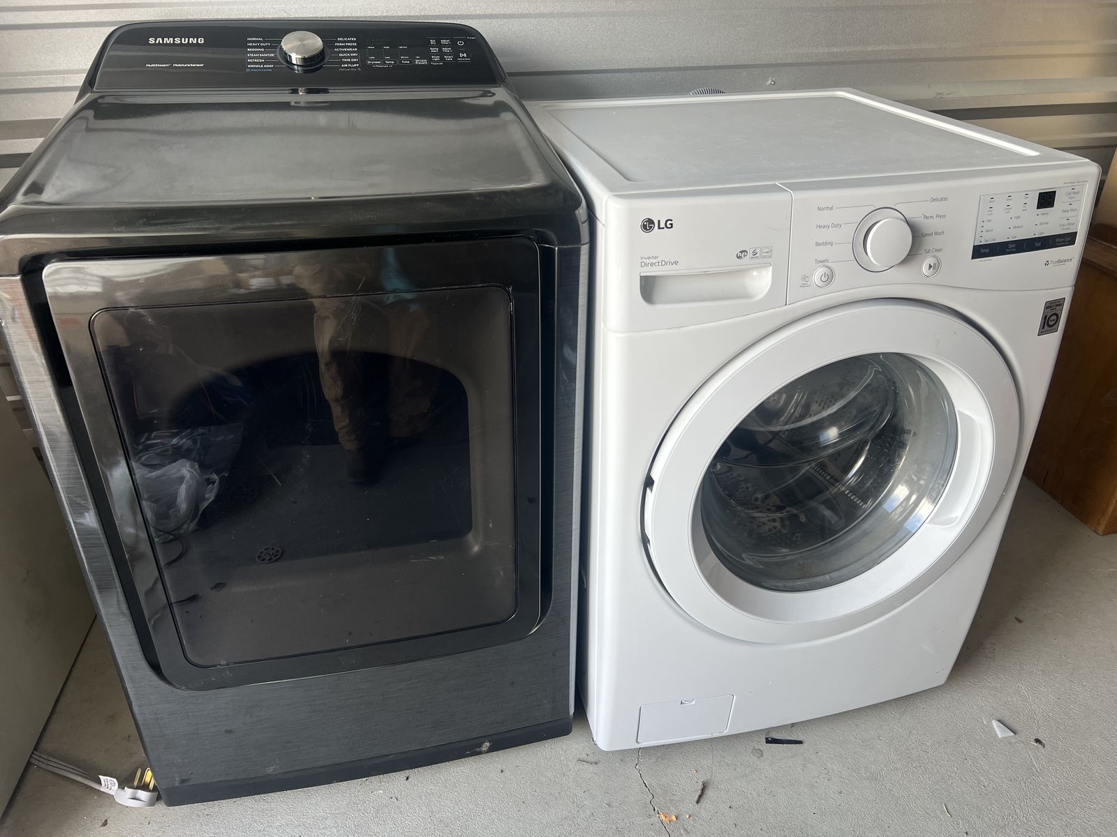 Samsung and LG washer and dryer set