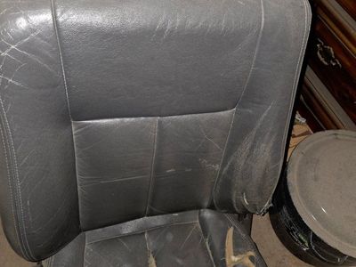 1998 Subaru Legacy/Outback Leather Seats – Heated