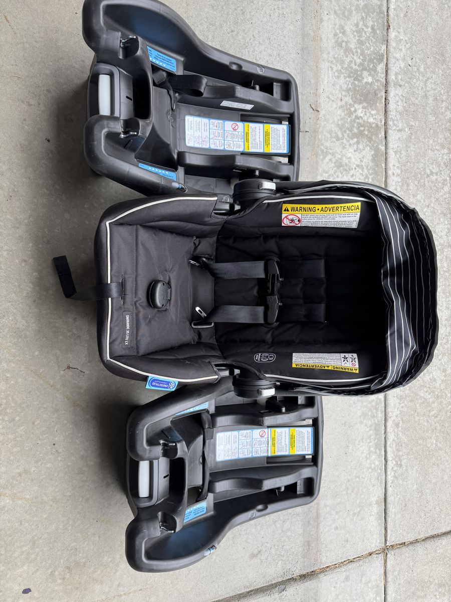 Graco Baby Car Seat + bases