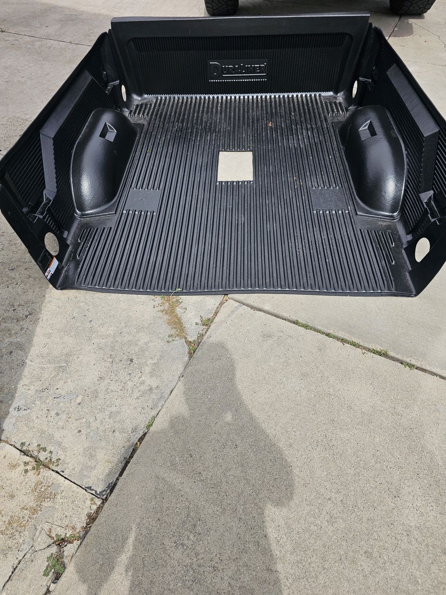 Ram 2500 3500( 6.4 bed) bed liner