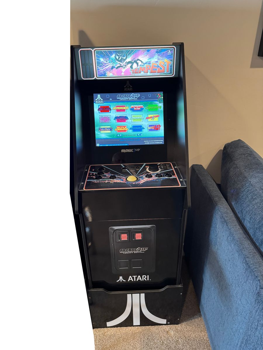 Arcade1Up Tempest Atari Legacy Edition - 3/4 cade w/light up marquee
