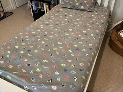 Twin bed frame ( Plank + Beam )