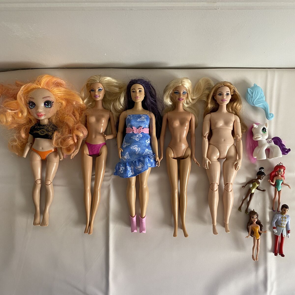 Miscellaneous Doll Lot