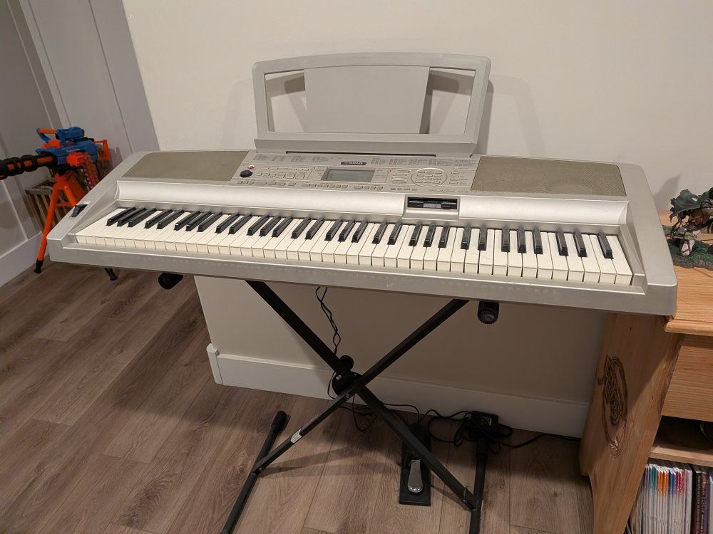 Yamaha Portable Grand DGX-200 Digital Piano Keyboard with Stand and Stool