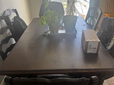 Kitchen table
