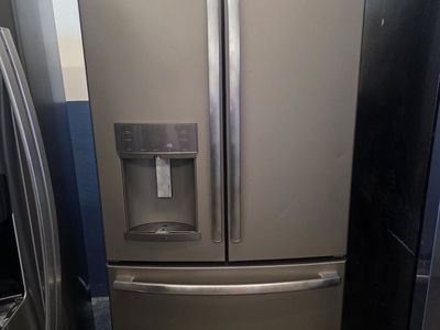 GE Profile 22.1 Cu. Ft. Counter-Depth French Door Refrigerator – Slatehi