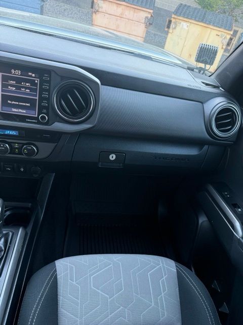 Main image 32