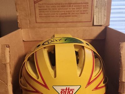 Vintage Etto Mountain Bike helmet