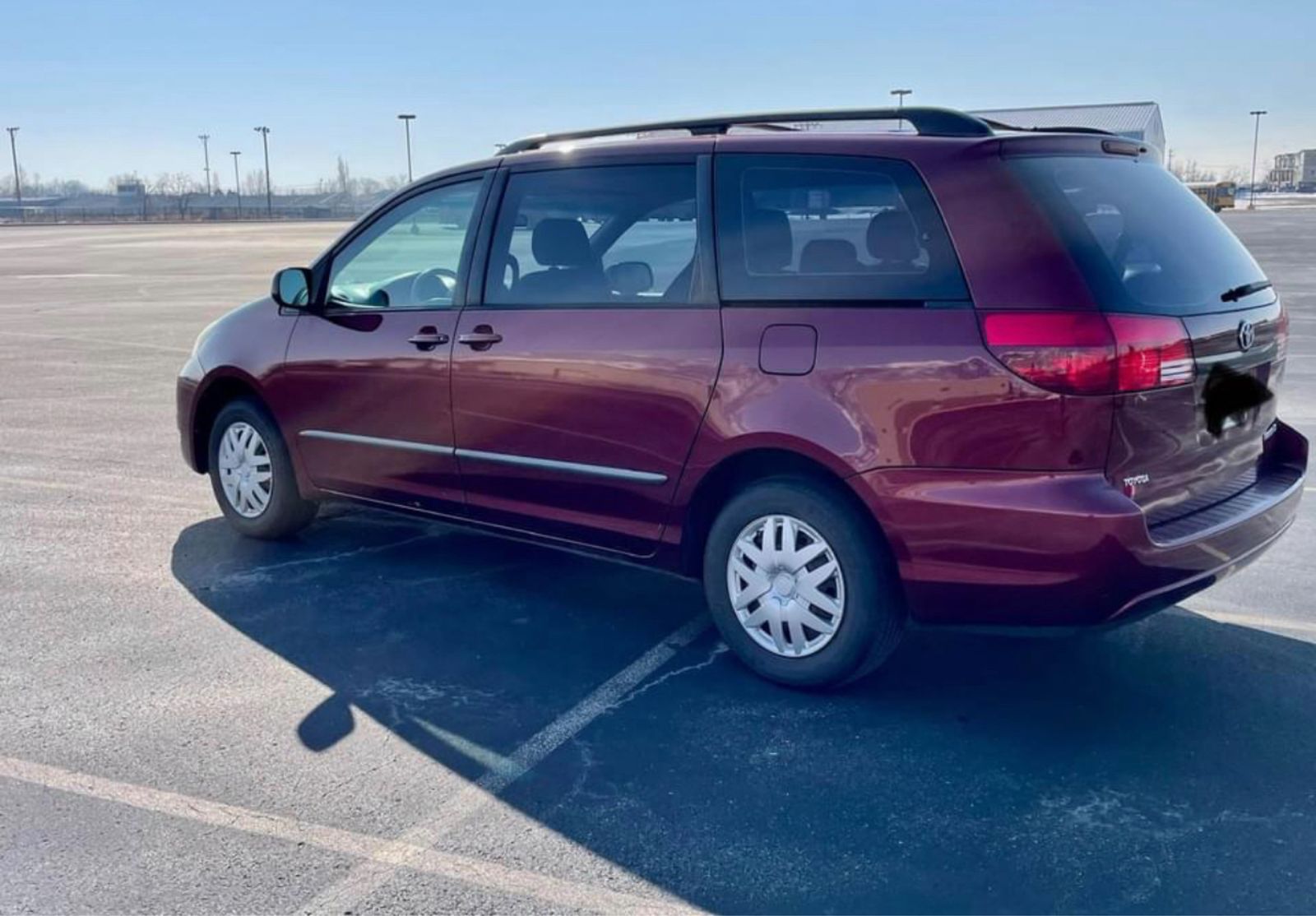 2004 TOYOTA SIENNA CE