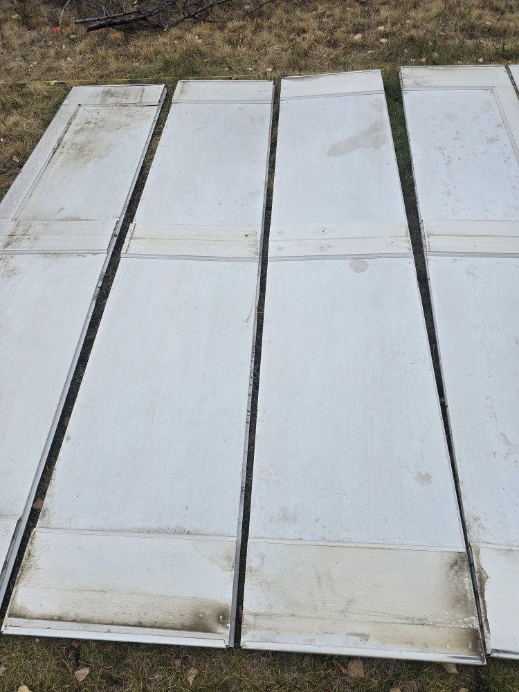 Main image 6