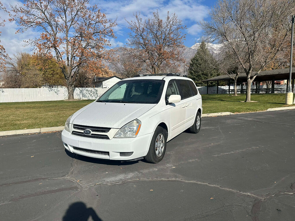 2008 Kia Sedona Base