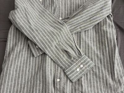 Men’s Vans LG Buttoned Shirt - NEVER WORN