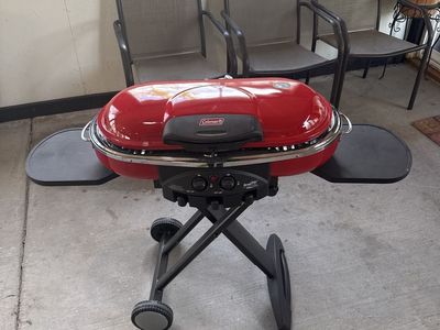 Coleman Road Trip Grill