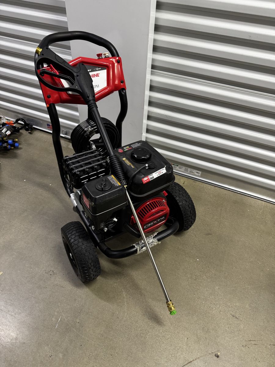 NEW Simpson Clean Machine CRX 3400 PSI Gas 2.5 GPM Pressure Washer 61083
