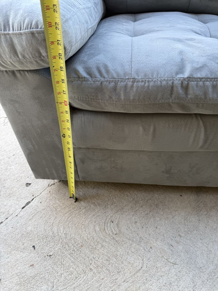 Main image 6
