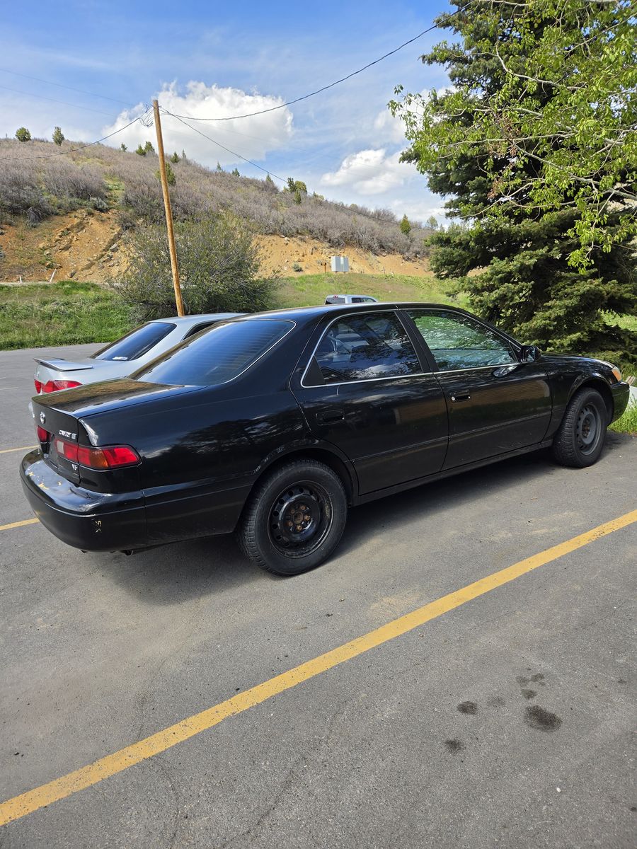 1998 Toyota Camry LE V6