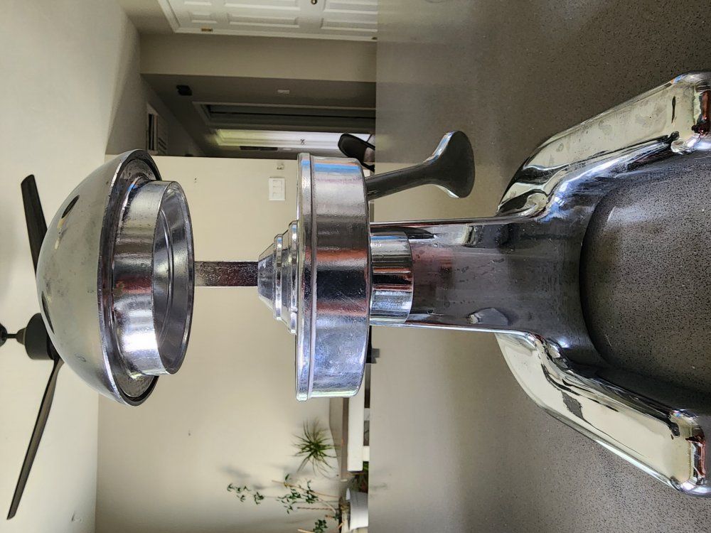 old-school citrus squeezer