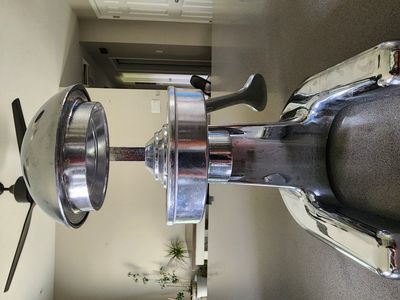 old-school citrus squeezer