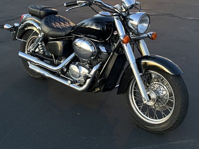 1998 Honda Shadow VT750