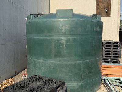 3000 Gallon Poly Tank