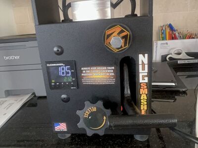 Nugsmasher Rosin Press - Excellent Condition